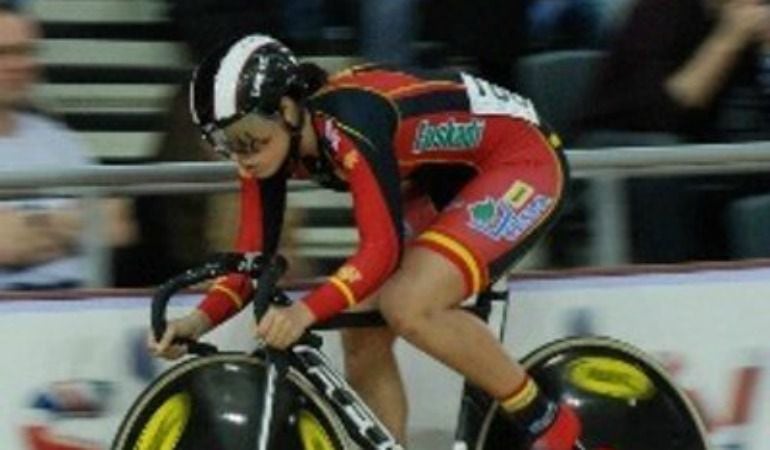 Tania Calvo participa en el Mundial de París.