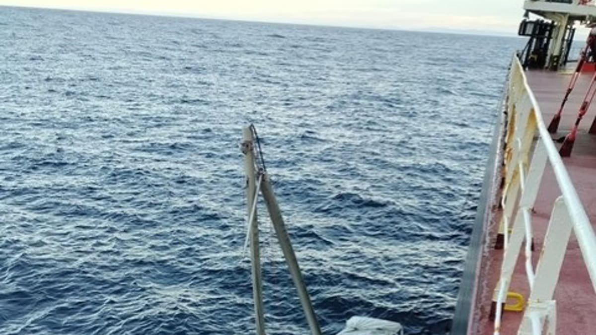 Localizan en aguas de Argelia al ocupante del velero desaparecido el día 15 de enero en aguas de Gandia