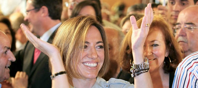 La ministra de Defensa, Carme Chacón, durante su mítin en Tomelloso (Ciudad Real)