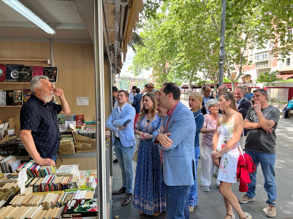 La Feria del Libro Antiguo y de Ocasión traerá ejemplares de ocasión al Paseo del Salón hasta el 19 de junio