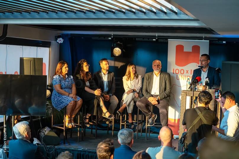 Presentación de 100x100 Unidos en Cádiz