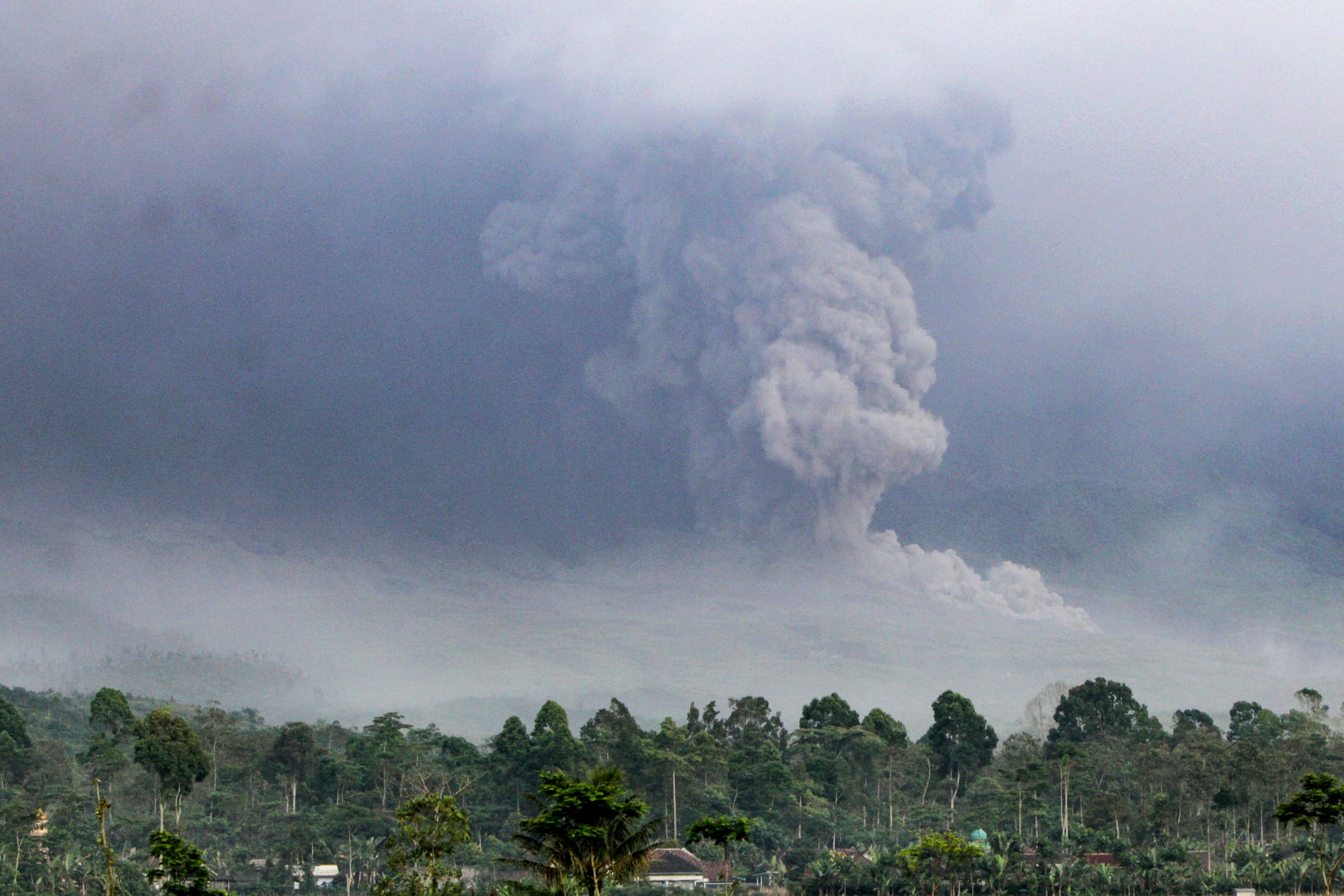 Volcán en Indonesia