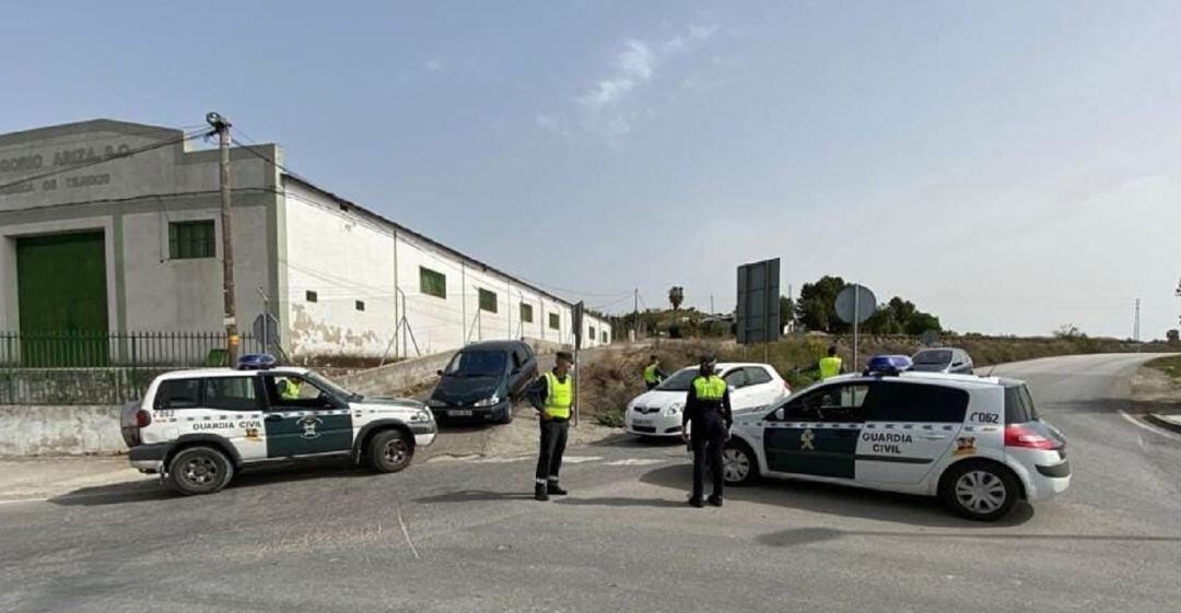 Control de la Guardia Civil en una carretera de la provincia