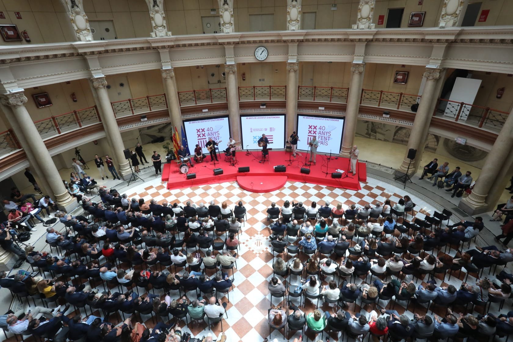 Celebración del 40 aniversario del Estatut d&#039;Autonomía en el Palacio de las Comunicaciones de València.