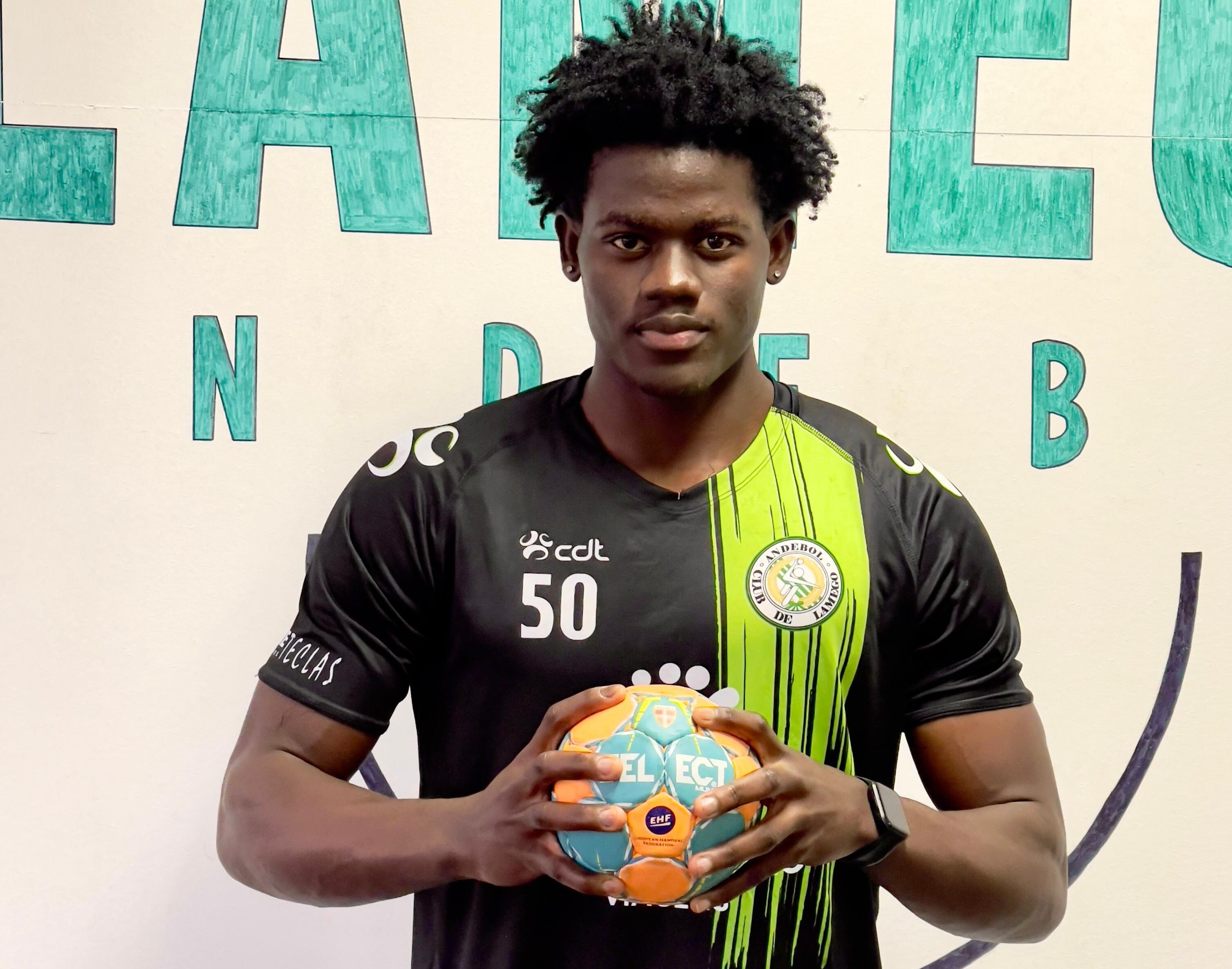 El angoleño Mateus de Almeida, nuevo jugador del Balonmano Lanzarote Ciudad de Arrecife.