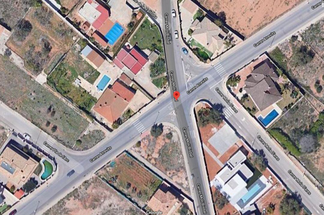 Cruce entre calle Atrevits y Calle Molí Bisbal