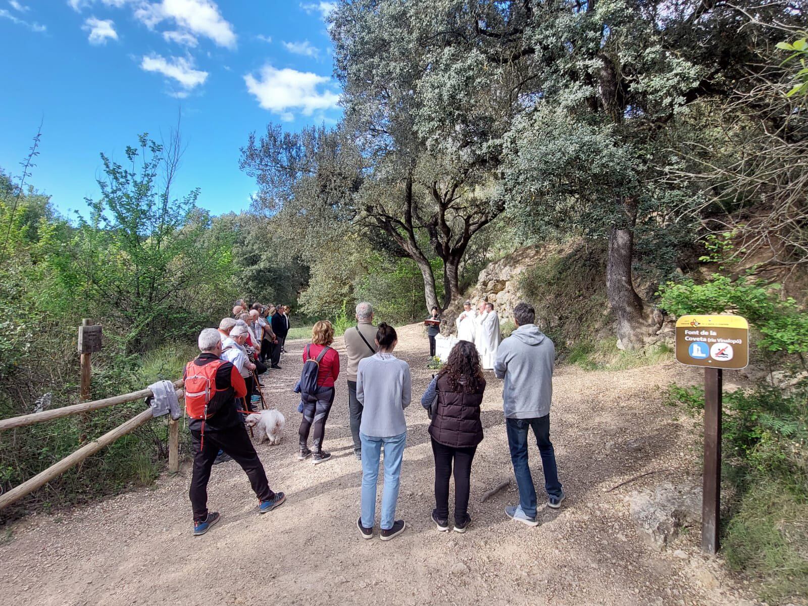 Momento del oficio religioso