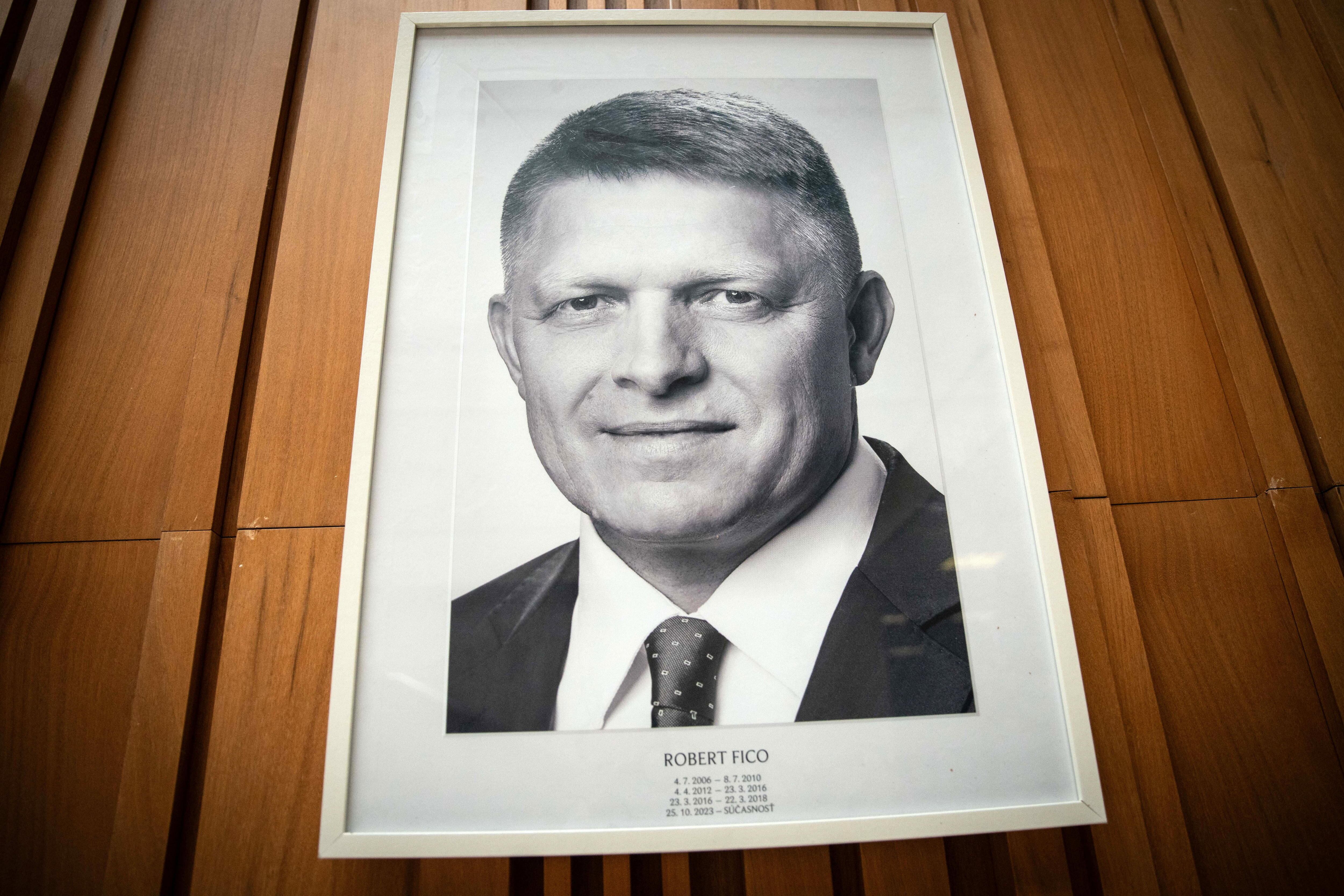 Retrato del primer ministro de Eslovaquia Robert Fico. EFE/EPA/JAKUB GAVLAK