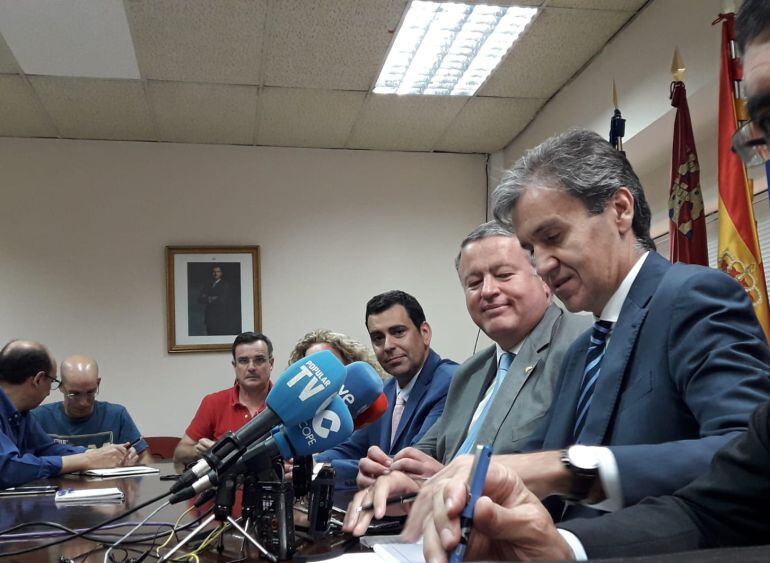 El presidente de RENFE no entiende las quejas sobre los cercanías ante el anuncio de "históricas inversiones" ferroviarias