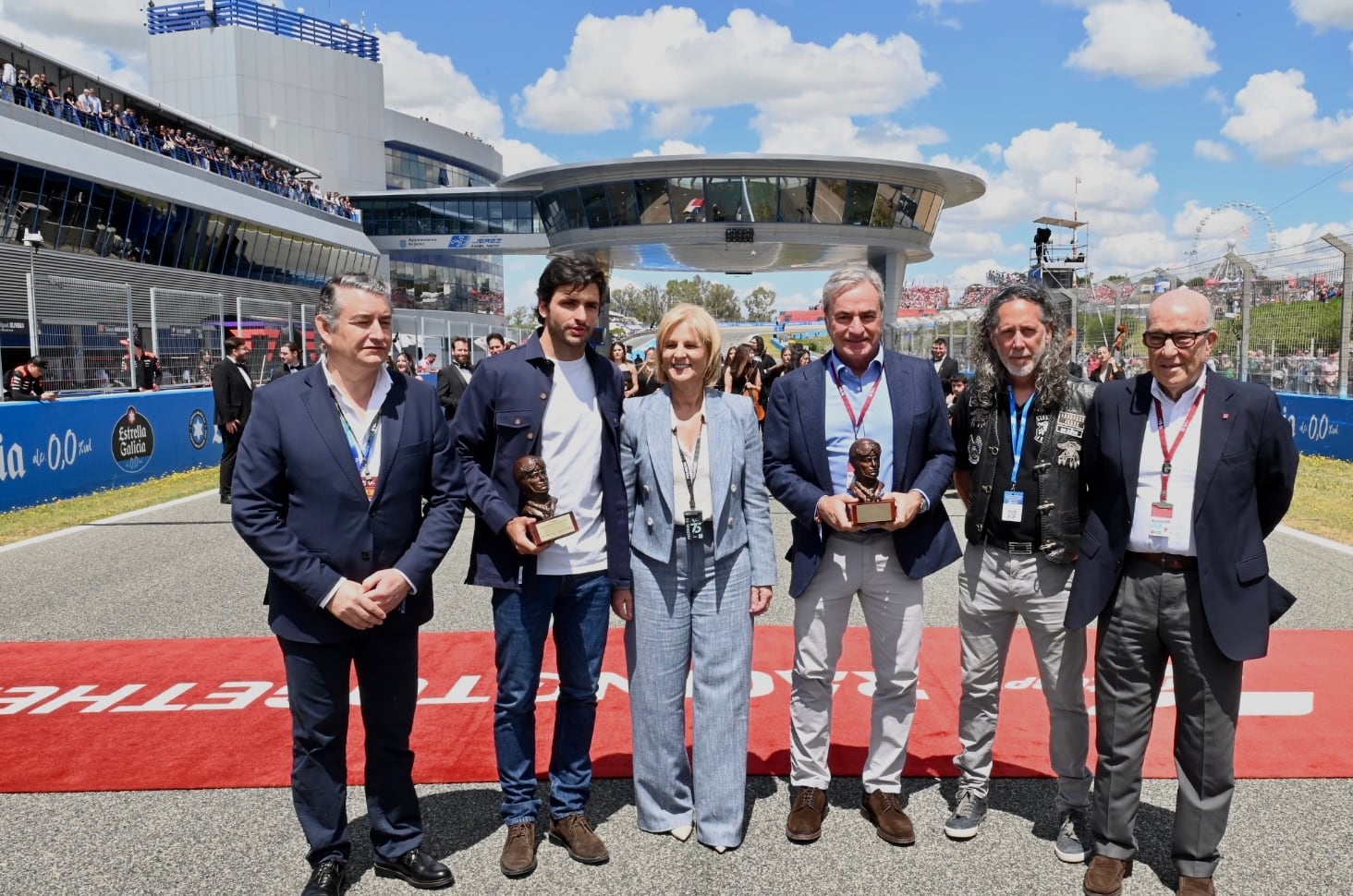 Entregados los premios del Motor a la familia Sainz