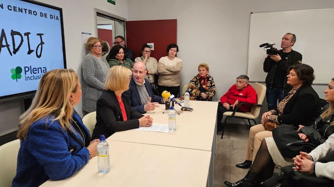 Momento de la intervención del Diputado de Servicios Municipales en el acto de inauguración
