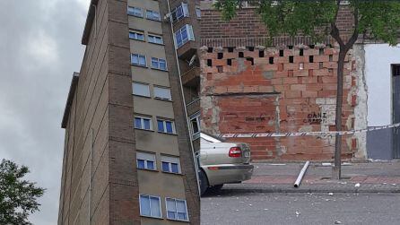 El edificio, sin el cacho de tubería caído que figura en el suelo