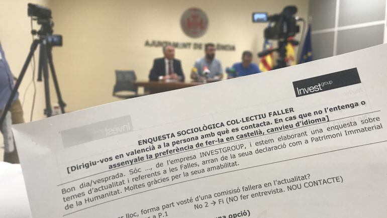 Imagen de archivo de la rueda de prensa en la que se presentaron las preguntas realizadas en la encuesta sociológica a los falleros por parte de la Concejalía de Cultura Festiva
