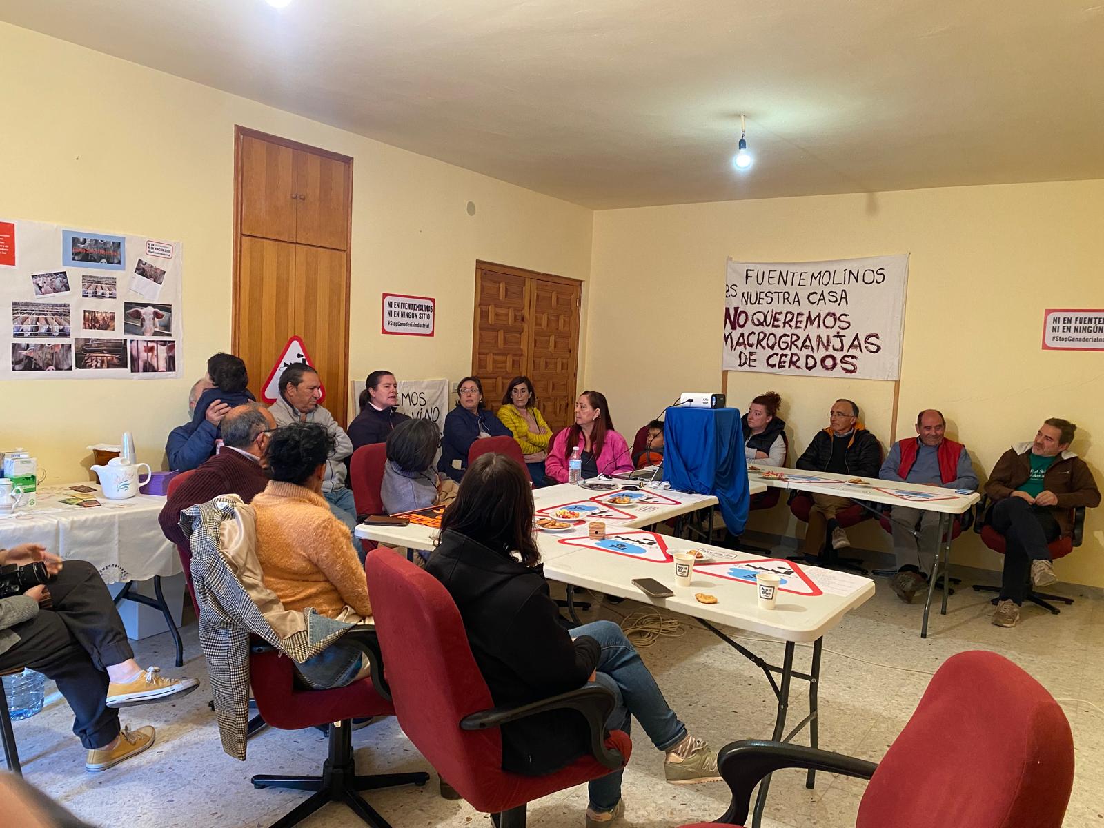 Reunión preparatoria de la manifestación del sábado