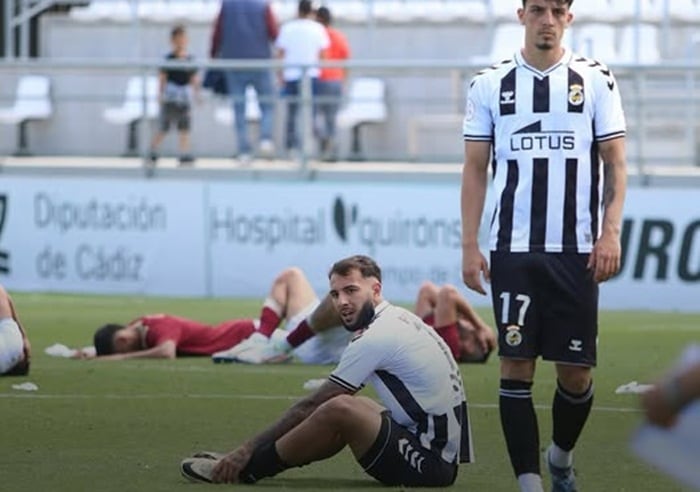 Final del partido en La Línea