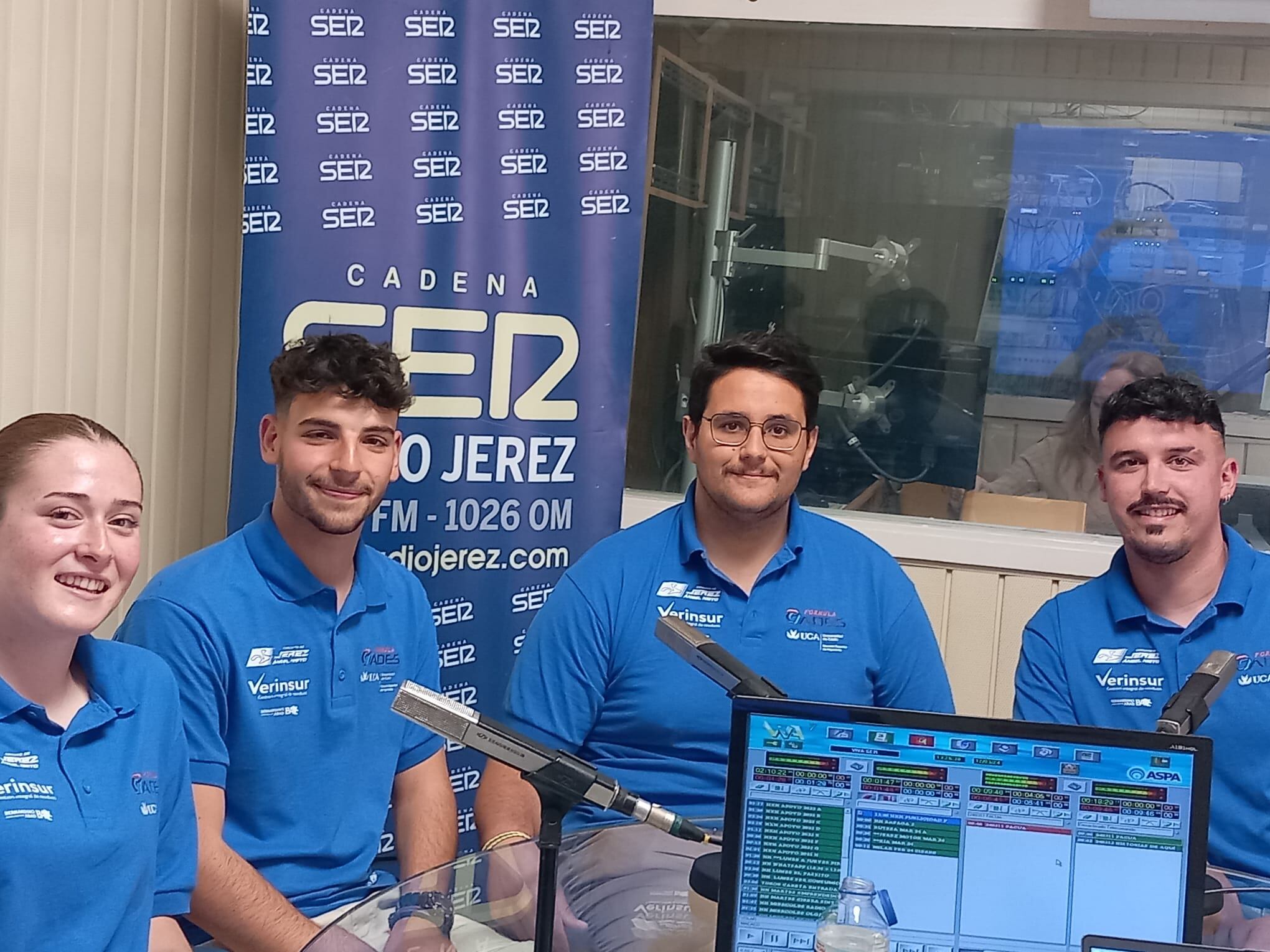 Equipo de FormulaGades, Gabriel Sanjuan, Ernesto Rodríguez, Joaquín Morales y Julia Novas