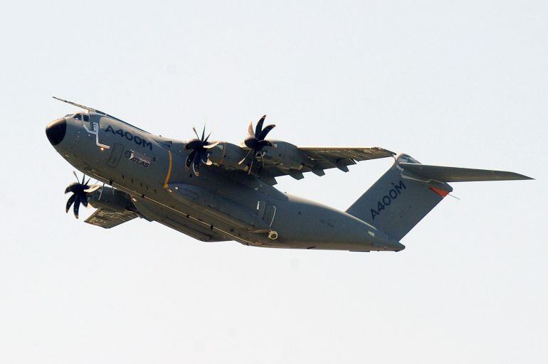  A file picture dated on May 12,  2015 shows an Airbus A400M aircraft taking off from the southwestern French city of Toulouse for a flight to Seville. Airbus warned on May 19, 2015 of a technical bug potentially affecting the engines of its A400M that was discovered during an internal test after one of the military planes crashed in Spain.  The company said in a statement it had sent out an alert to its clients urging them to carry out &quot;specific checks of the Electronic Control Units (ECU) on each of the aircraft&#039;s engines.&quot; AFP PHOTO / REMY GABALDA