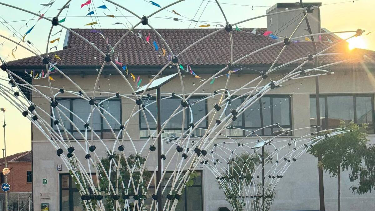 Entrevista a Antonio Coello, presidente de ADESGAM, sobre los refugios climáticos instalados en municipios de la zona norte de Madrid