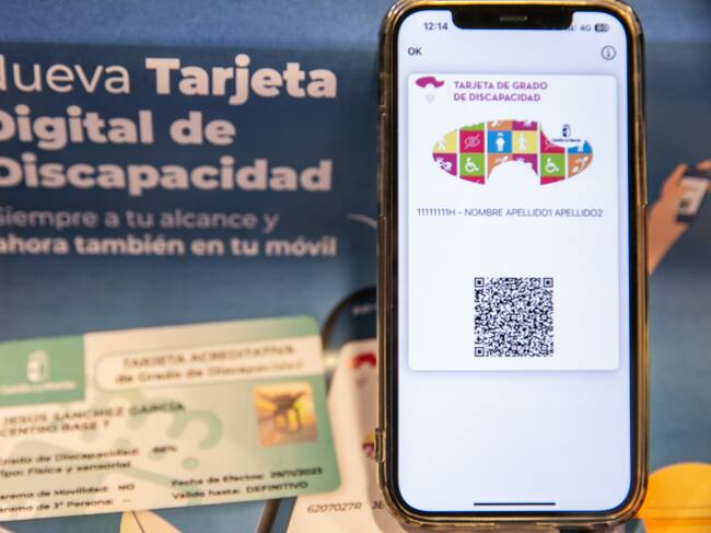 La consejera de Bienestar Social, Bárbara García Torijano, presenta la Tarjeta Digital Acreditativa del Grado de Discapacidad