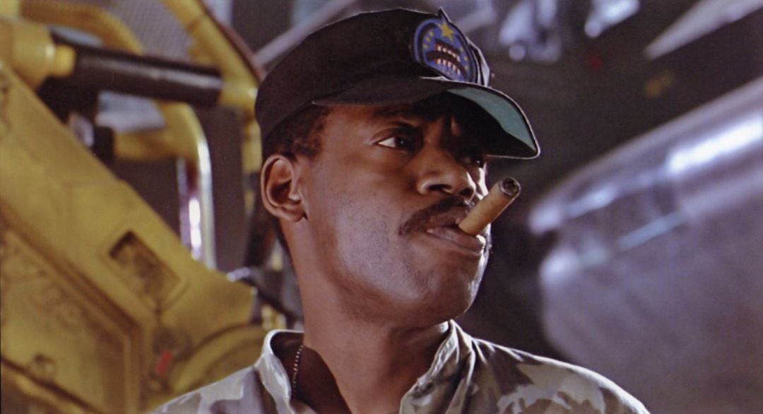 Matthews en el papel del sargento Apone en &#039;Aliens: el regreso&#039; (James Cameron, 1986)