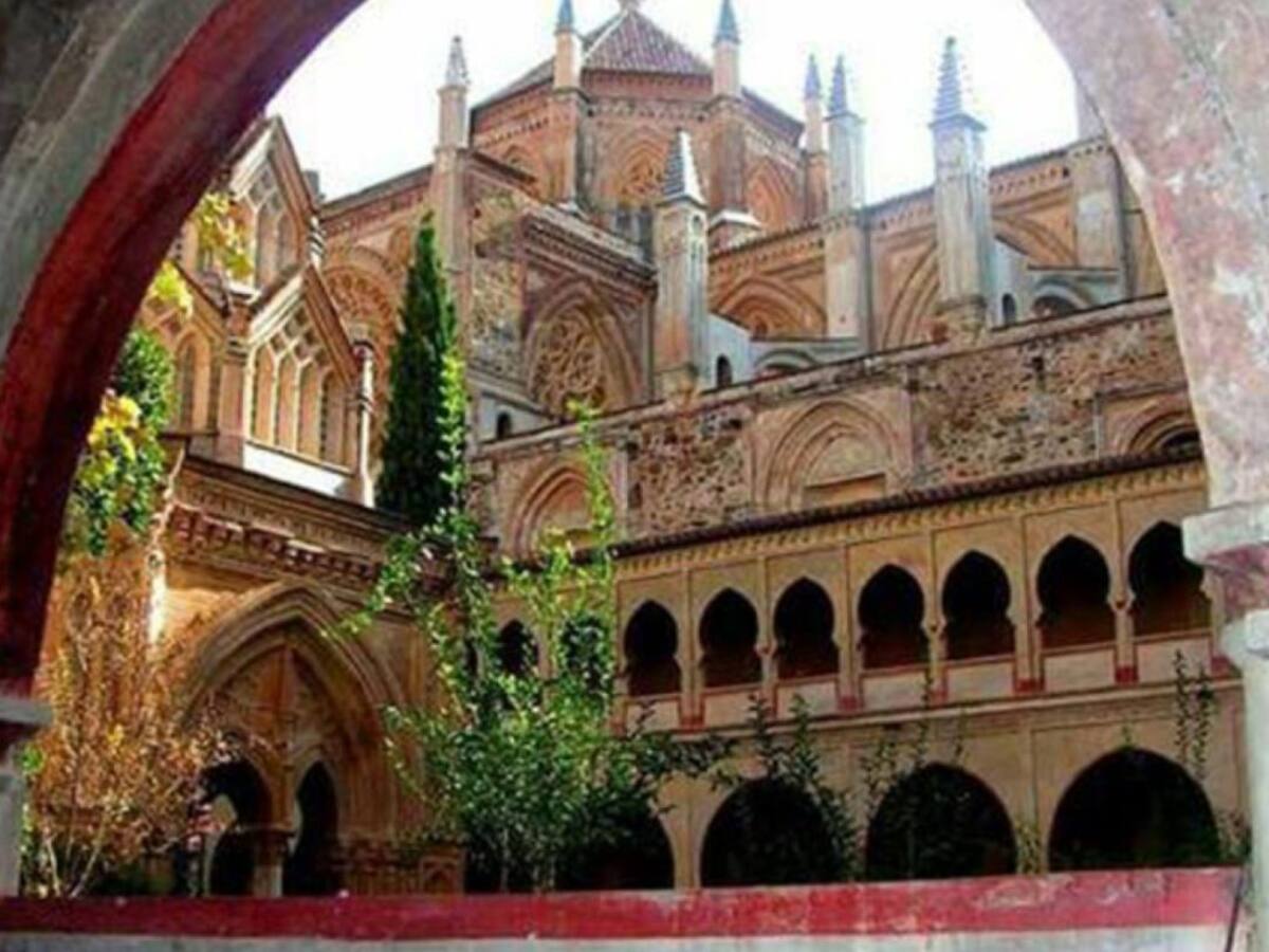 Extremadura en la Historia: La botica de Guadalupe