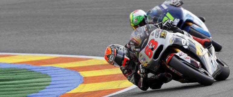 El español Tito Rabat perdió la carrera en la recta de meta ante el suizo Luthi