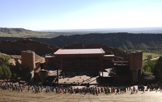 El Red Rocks Amphitheatre antes de un concierto