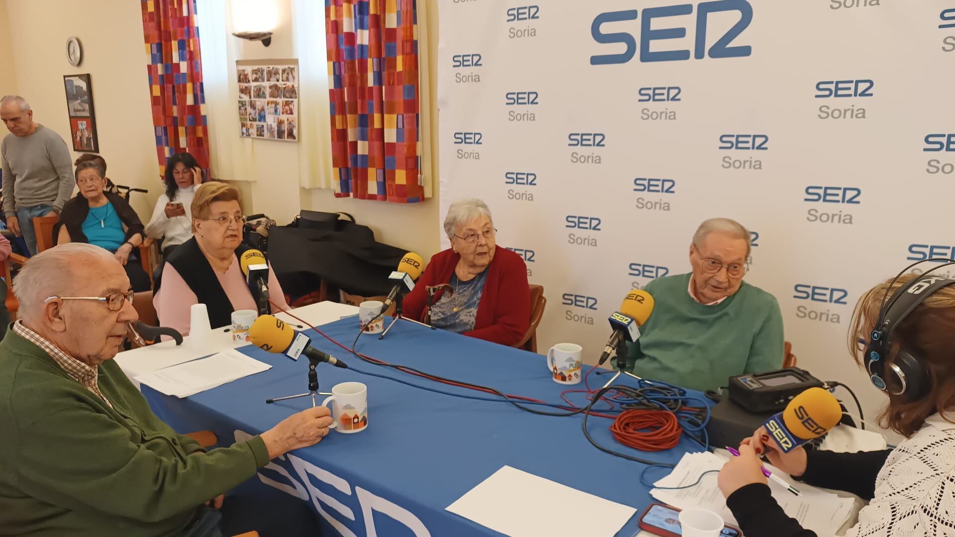 SER Soria ha celebrado el Día de la Radio en la residencia Fuente del Rey de Soria