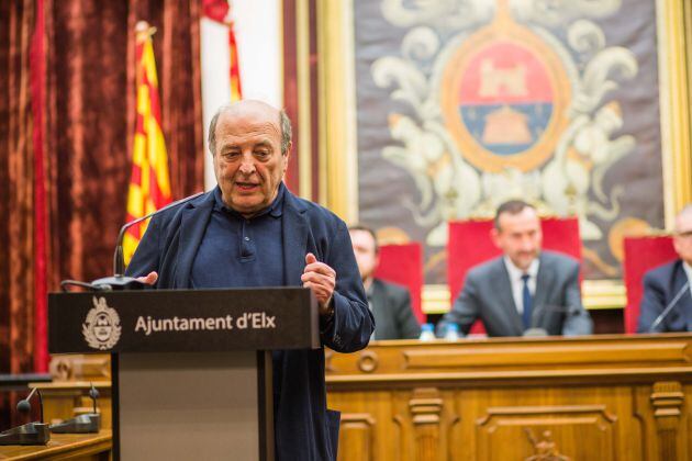 Pepe Verdú, hermano de Vicente agradeció el nombramiento en representación de la familia