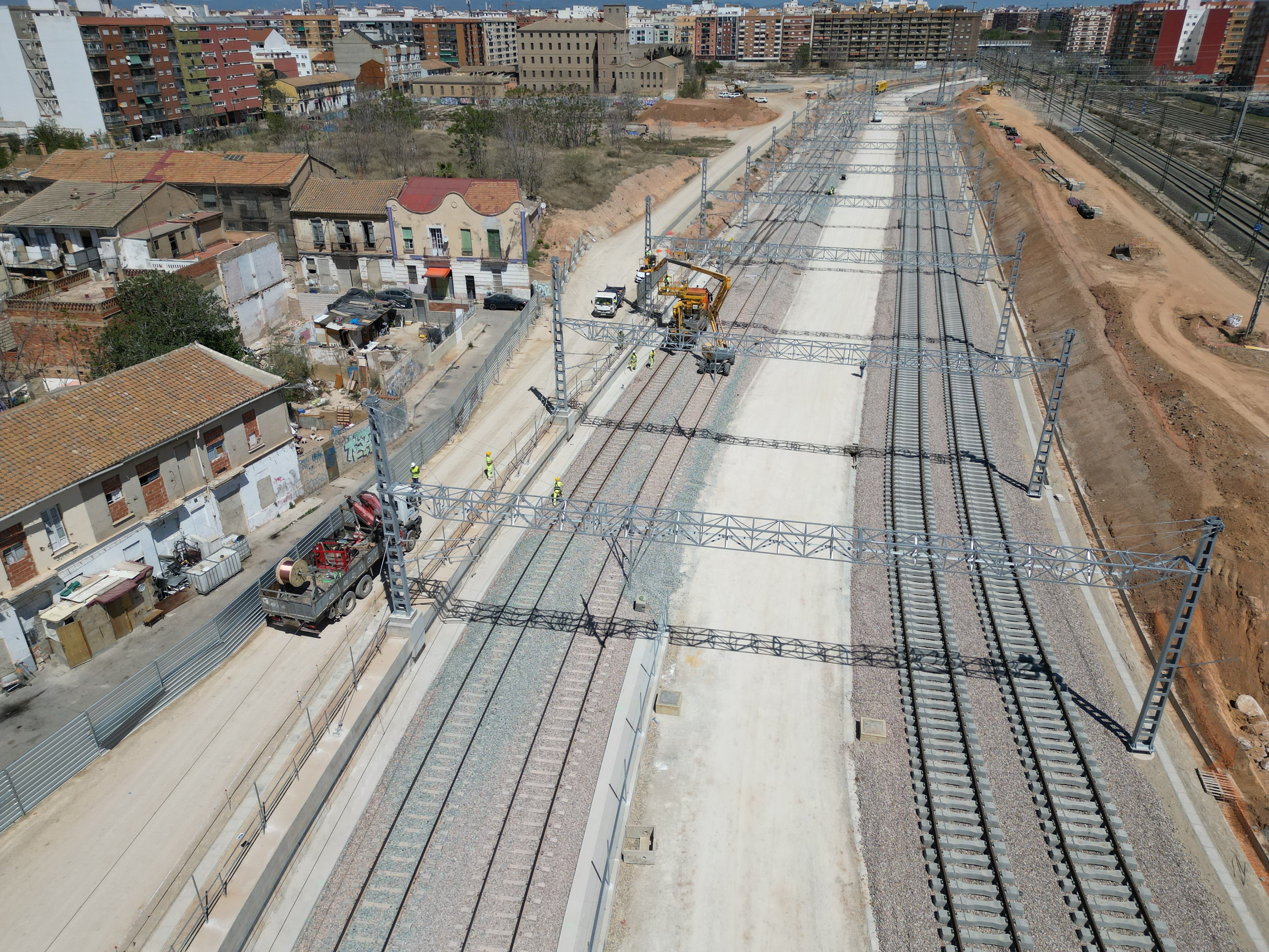 Vista de las obras del canal de acceso ferroviario a València