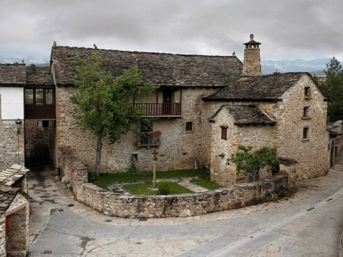 En agosto fiestas, aniversario del Museo Ángel Orensanz o pruebas deportivas