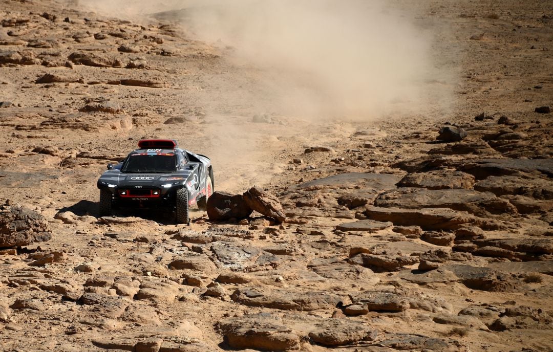 Carlos Sainz, durante una de las etapas del Dakar