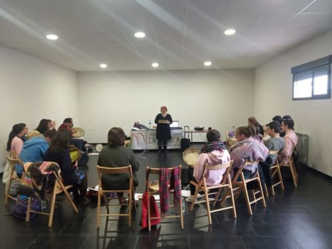 Clases sobre la técnica de la pandereta.