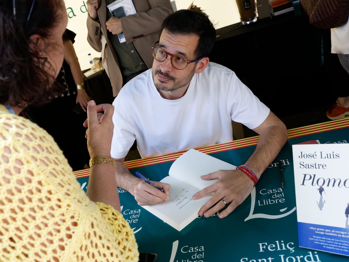 'Plomo', la nueva novela de José Luis Sastre: "Quería que los jóvenes conocieran una historia que parece que hemos querido olvidar"