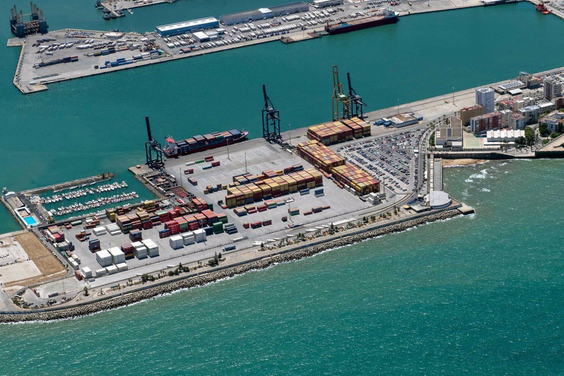 Vista del Puerto de la Bahía de Cádiz / EP