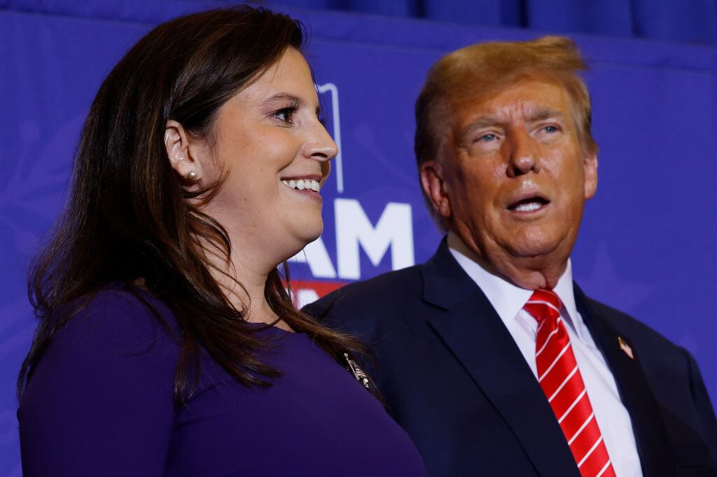 Elise Stefanik y Donald Trump, durante un acto del Partido Republicano.