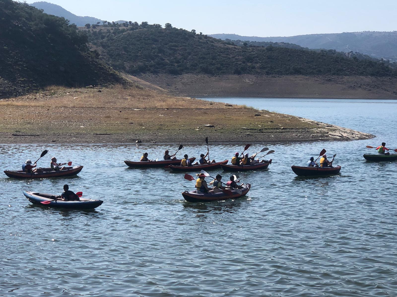 Una jornada de piragüismo en el Rumblar.