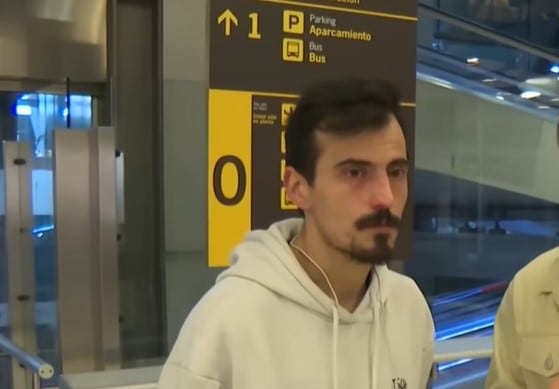 Salvador Méndez ha vivido en el aeropuerto de Barajas durante casi tres años
