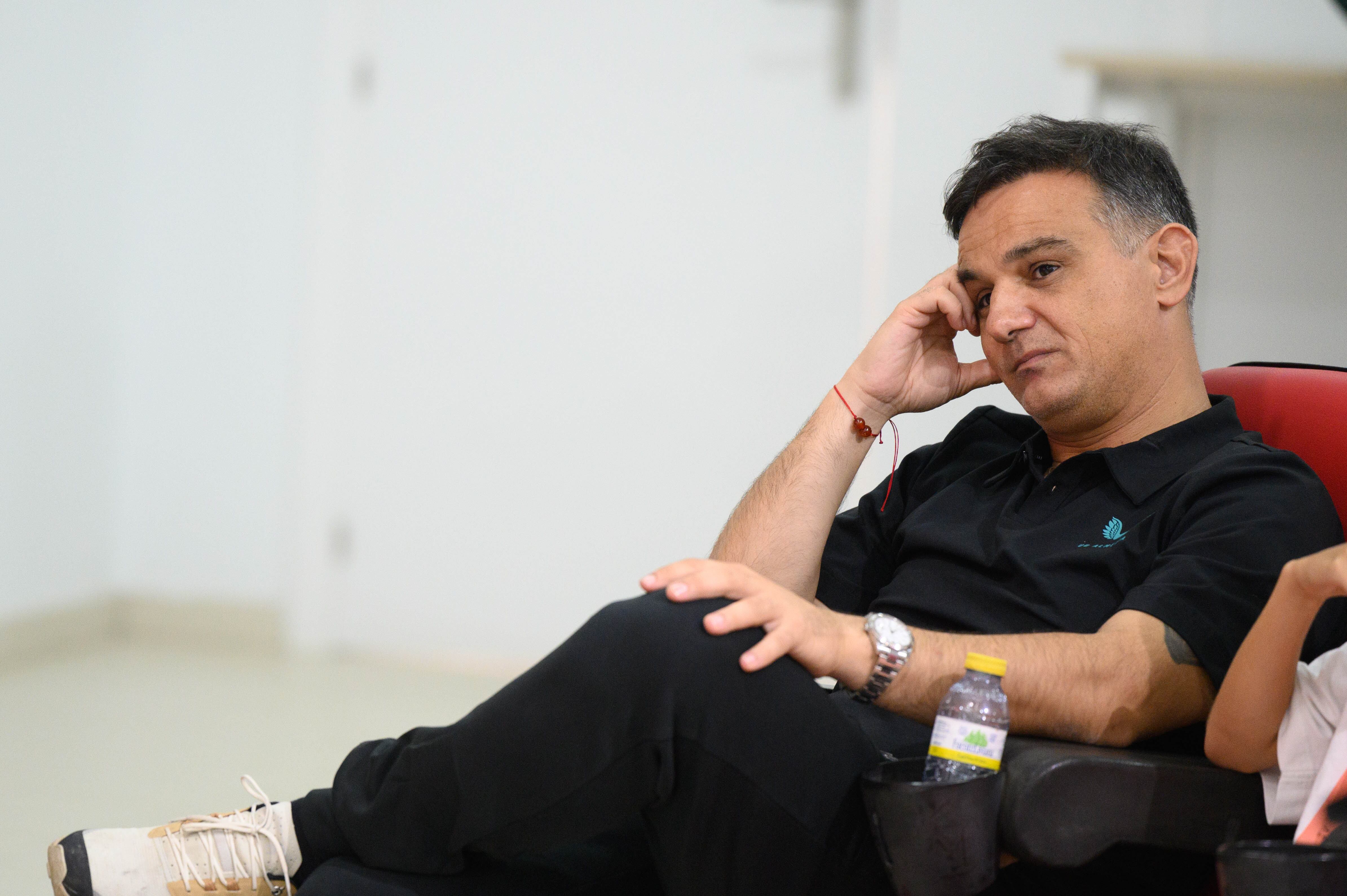 Joâo Gonçalves tiene que meter la tijera a la plantilla del Almería.