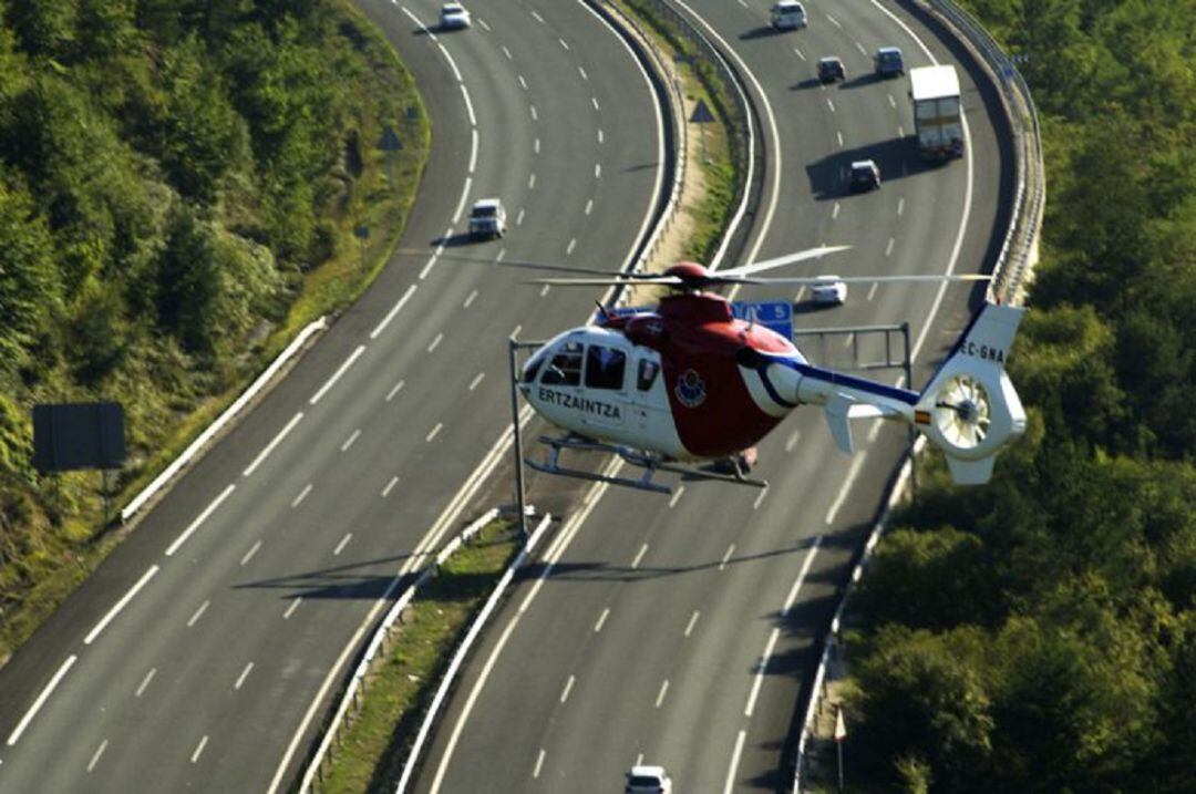 La patrulla no pudo detener el vehículo en el momento de la infracción pero se realizaron las correspondientes gestiones para identificar a su propietario y conductor