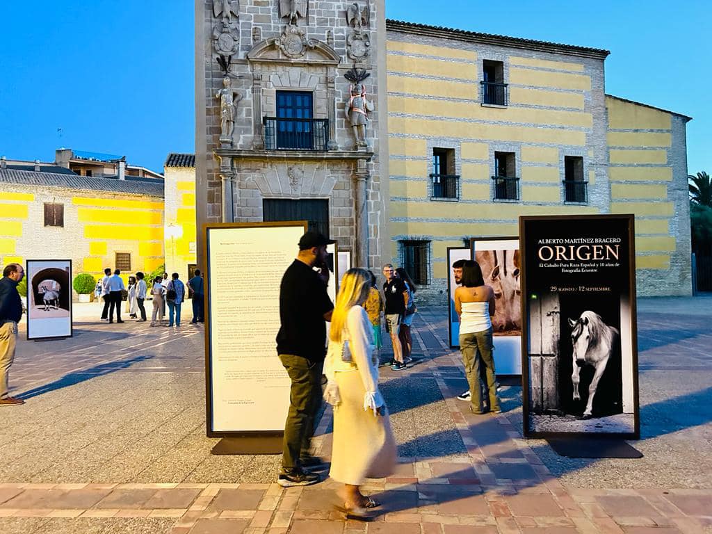 Inauguración de la exposición &#039;Origen&#039;