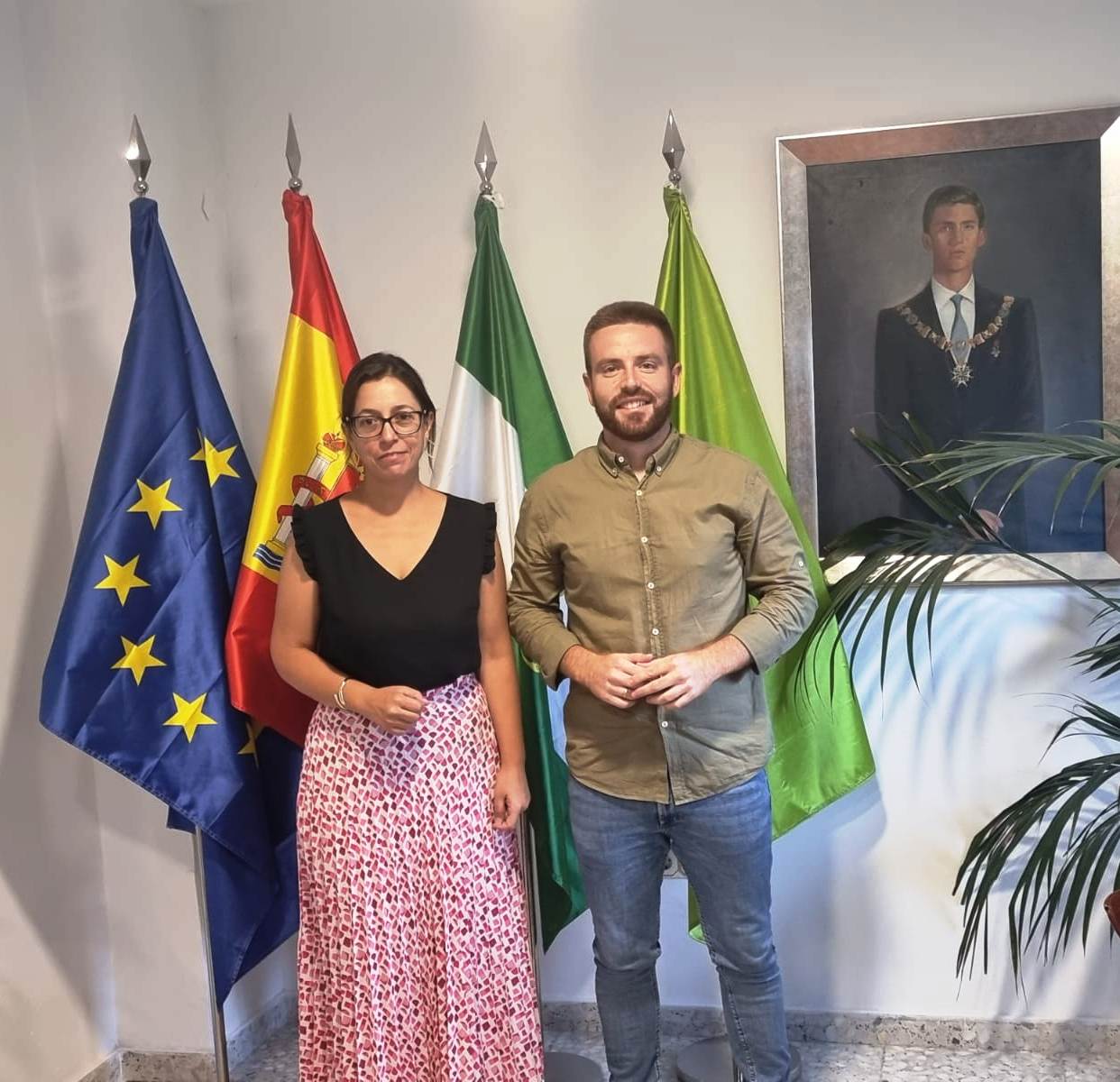 La Diputada de Cultura, África Colomo y Enrique Carreras, Alcalde de Bedmar