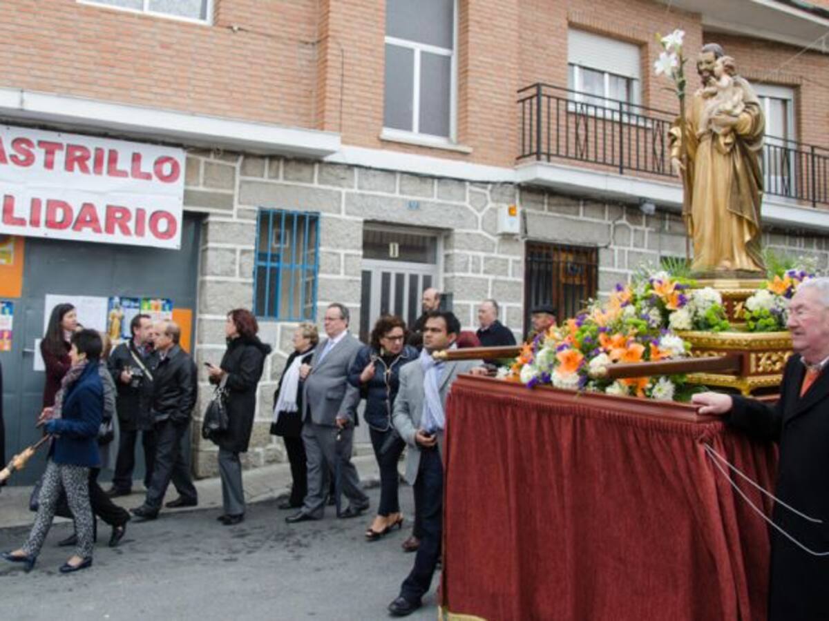 Roban 8.000 euros para fines benéficos