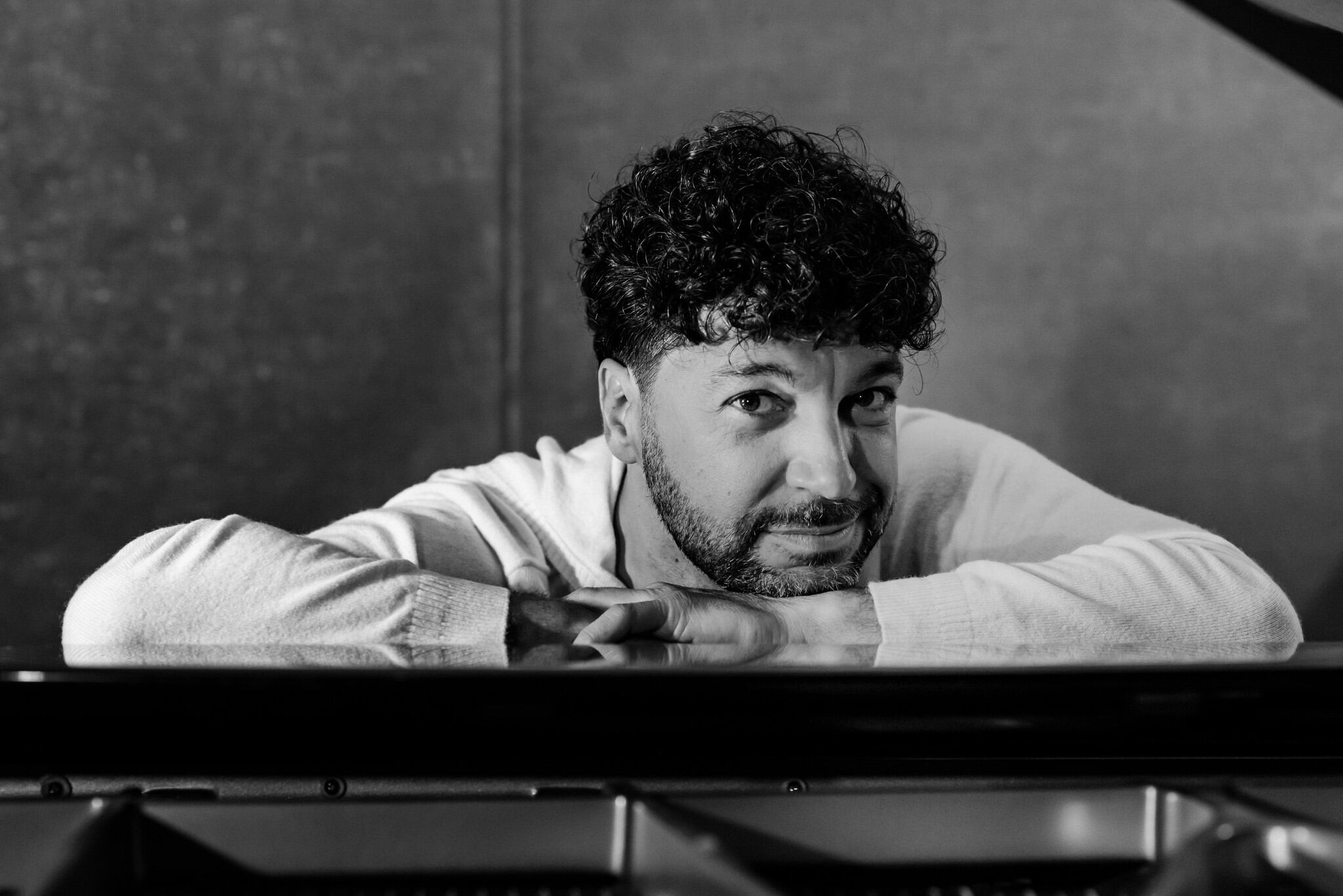 Iván Palomares al piano