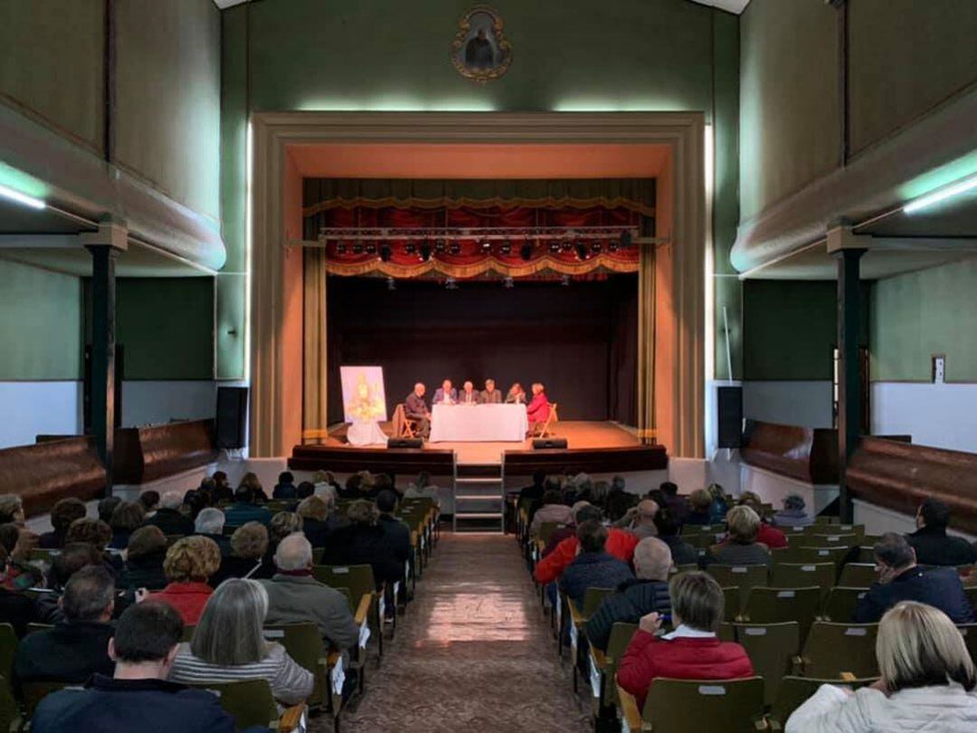 Foto d&#039;arxiu de l&#039;Assamblea de l&#039;ASsociació de Festes de la Puríssima