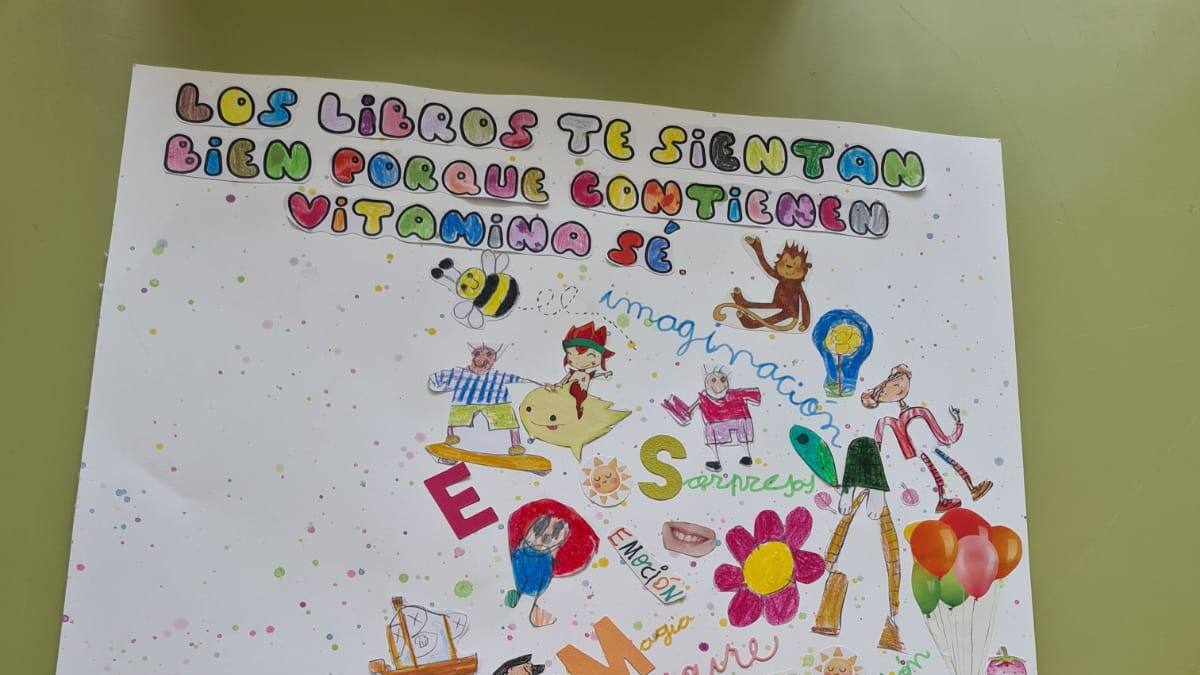 La tutora del aula de San Bernardo, Yoana López, repasa en Hoy por Hoy Peñafiel los galardones logrados en el concurso literario 'El Cuento Ilustrado'