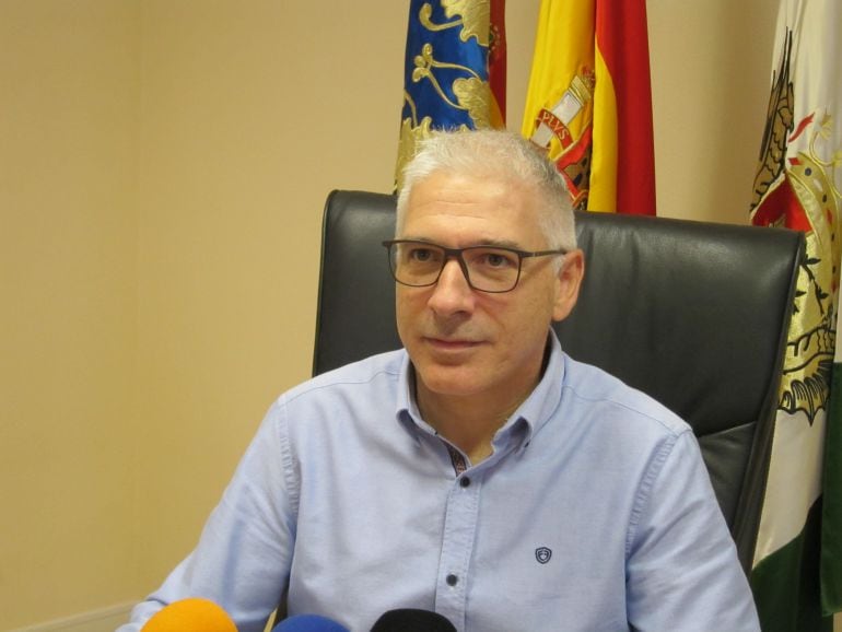 El alcalde ha informado de esta licitación