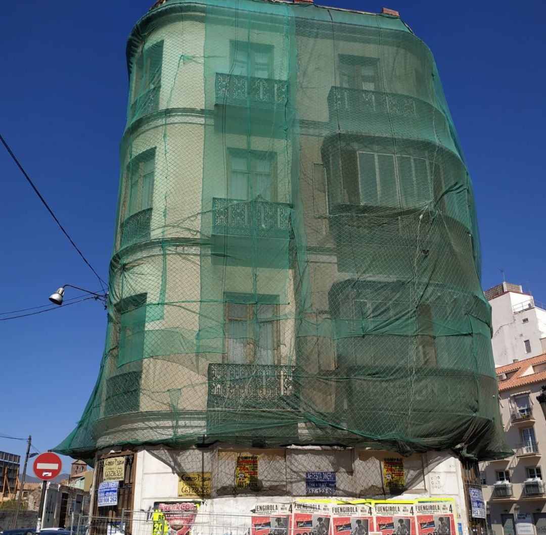 El edficio de La Mundial esta mañana