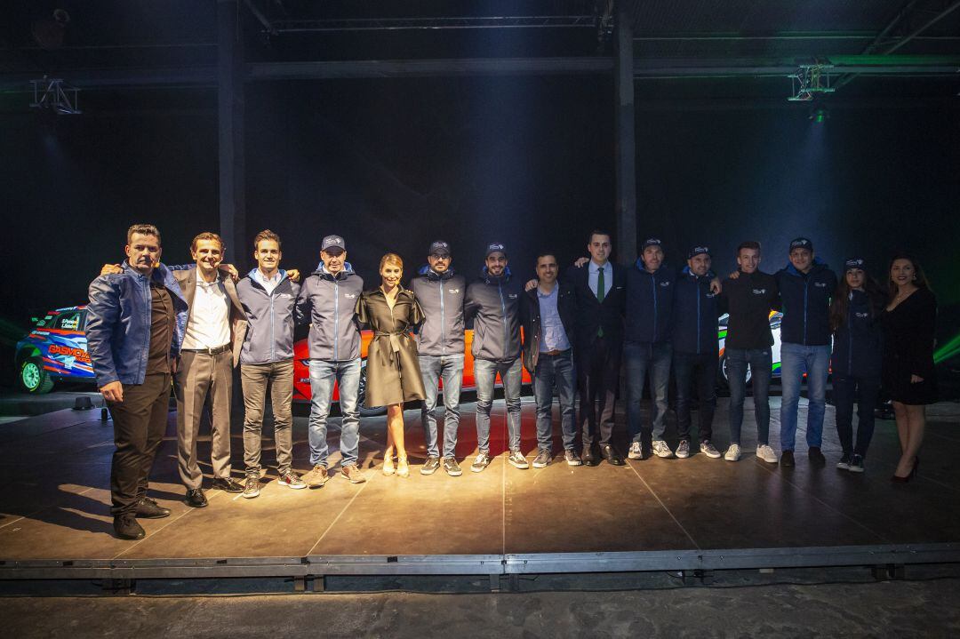 Presentación del equipo de rally Terra Training para la próxima temporada