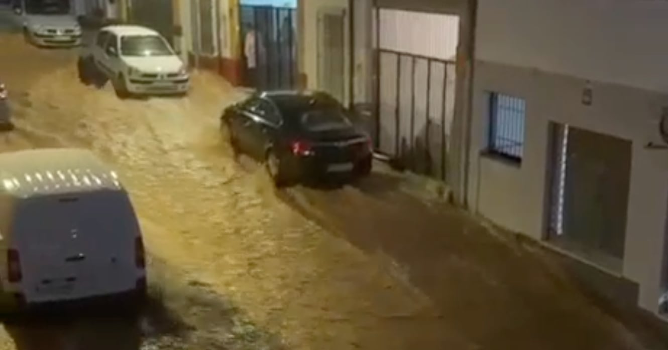 Riada en Almodóvar del Río tras el desbordamiento de arroyos como consecuencia de la borrasca Claudia